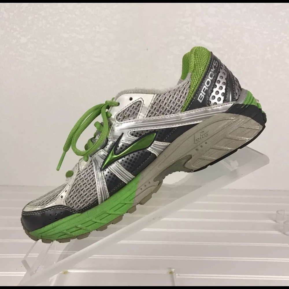 BROOKS Women’s Adrenaline GTS 13 Running Shoes.